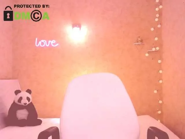 Live sex webcam photo for milenadream #240947073