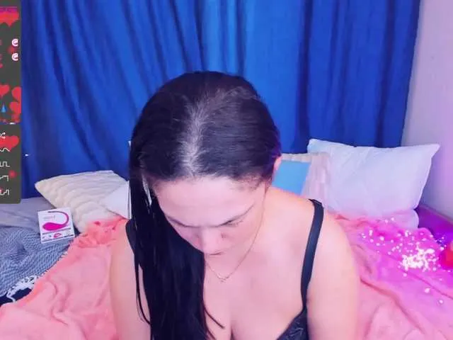 Live sex webcam photo for MilfVenus #241162805