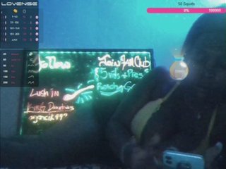 Live sex webcam photo for Honey0811 #240576461