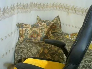 Live sex webcam photo for xxdaryaxx #240606741