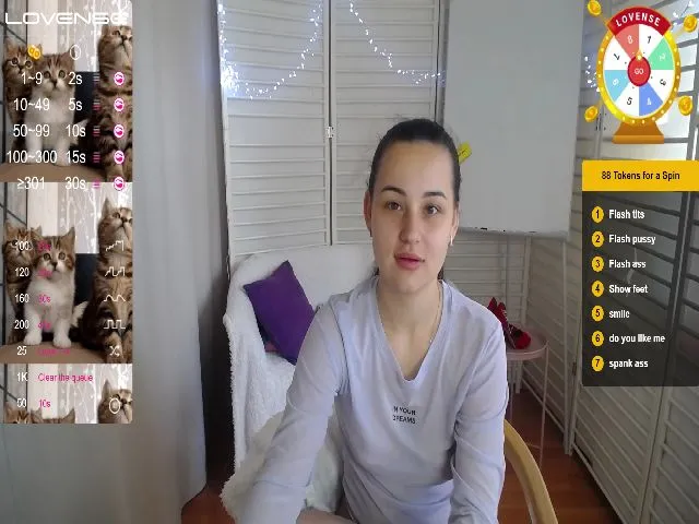 Live sex webcam photo for StayWild21 #261847096