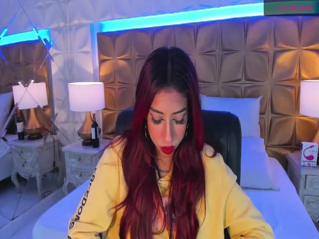 Live sex webcam photo for CandyLaw_ #262225262