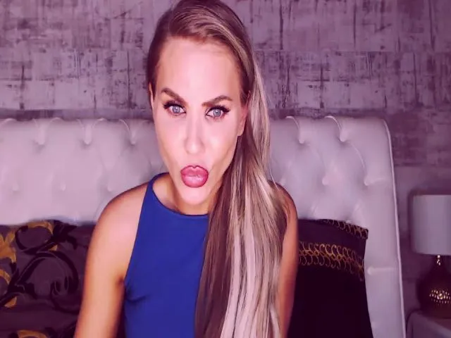 Live sex webcam photo for Sona_Bambina #261835611