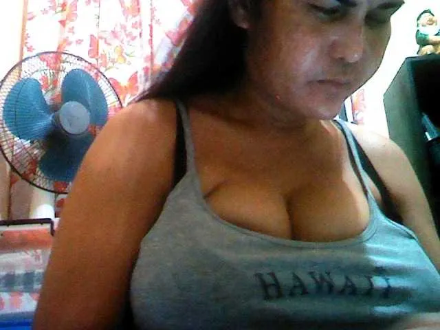 Live sex webcam photo for BarbieBigTits #261337464