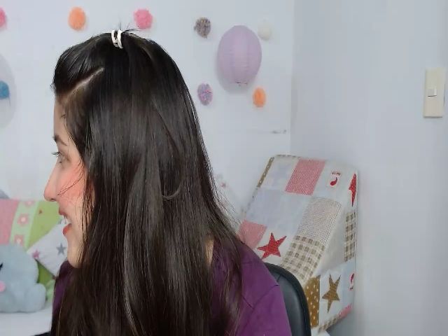 Live sex webcam photo for Em_aa #252365692