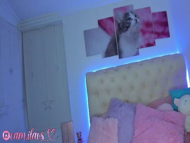 Live sex webcam photo for CamilaTN #256106173