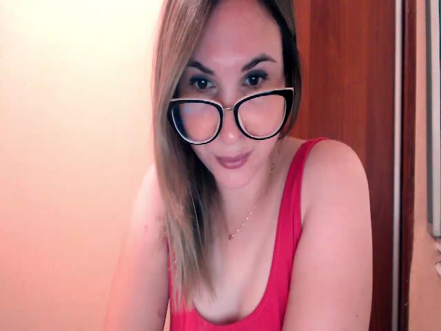 Live sex webcam photo for Kay_Lo #253409584