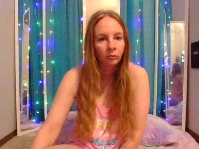 Live sex webcam photo for MilaStoned #264875498
