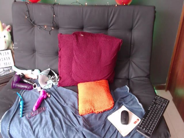 Live sex webcam photo for Latin__curly #253471173