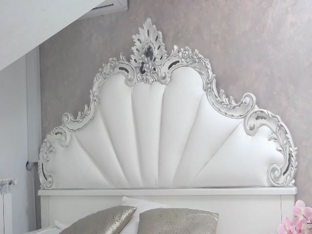 Live sex webcam photo for SoffyyHot #261586121