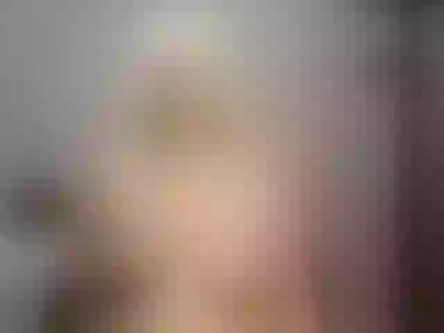 Live sex webcam photo for MilfFionna #241414267