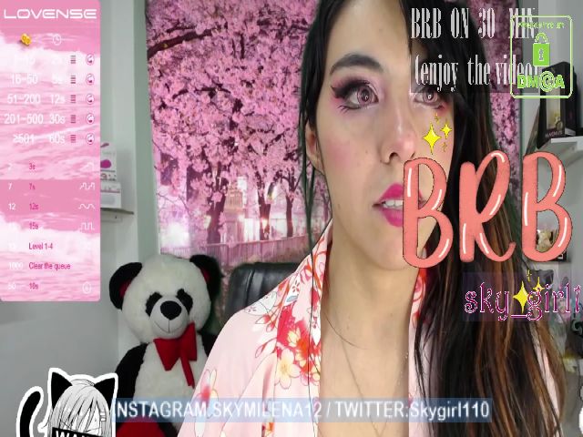 Live sex webcam photo for Sky_girl1 #263238247