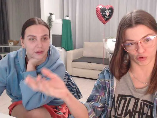 Live sex webcam photo for BugaGirls #241103031