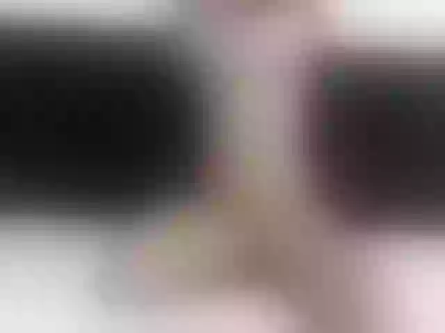 Live sex webcam photo for ClaudiaSexxyy #264610480