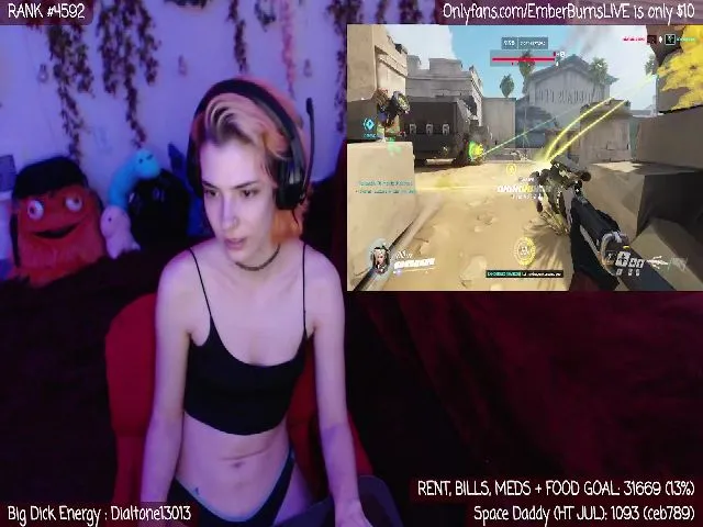 Live sex webcam photo for EmberBurns #255525405