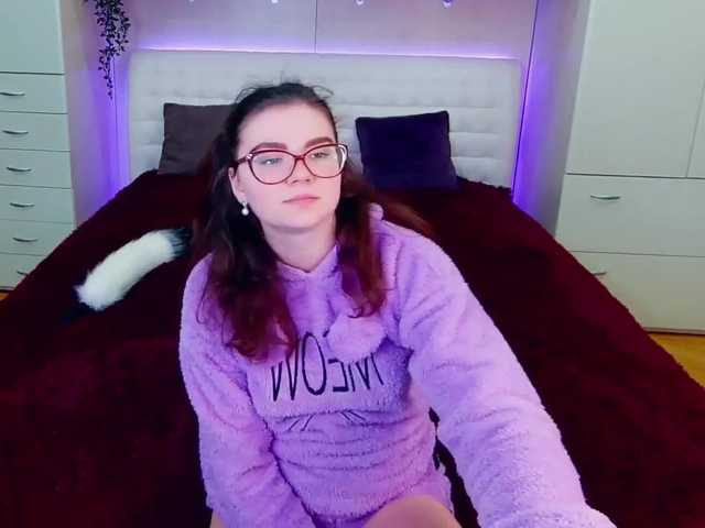 Live sex webcam photo for EliRoks #241162832