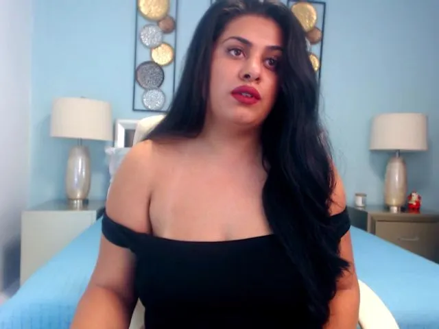 Live sex webcam photo for HeidiCutie #255241269