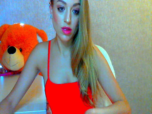 Live sex webcam photo for Hollyda #263354968