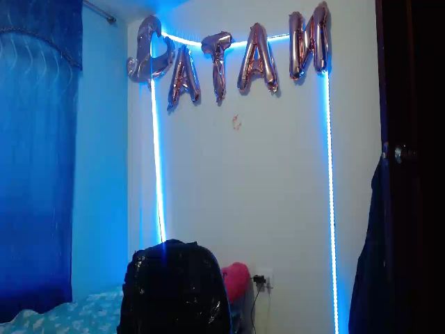 Live sex webcam photo for Hot_skinny_ #259407934