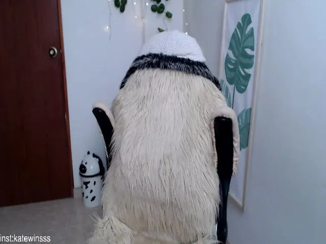 Live sex webcam photo for KateWinsex #257722665
