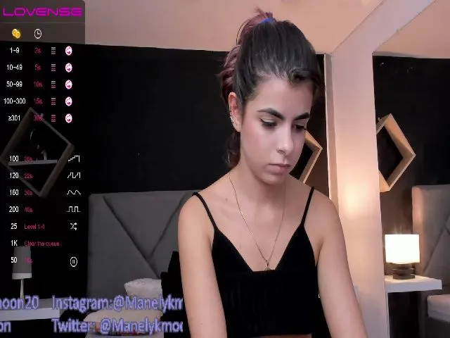 Live sex webcam photo for Manelyk_m #257727188