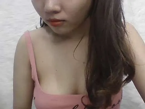 Live sex webcam photo for TrangRibi #244980092