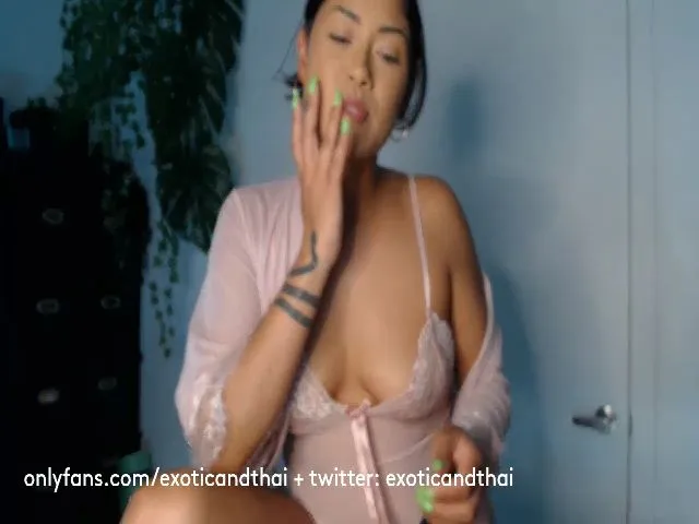 Live sex webcam photo for ExoticandThai #263343975