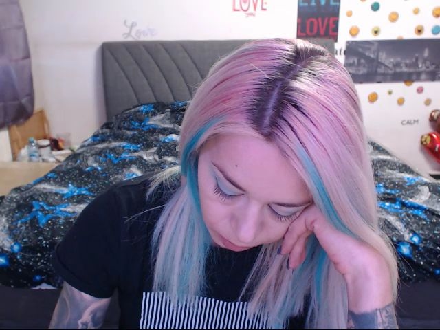 Live sex webcam photo for Directgirl #261296941