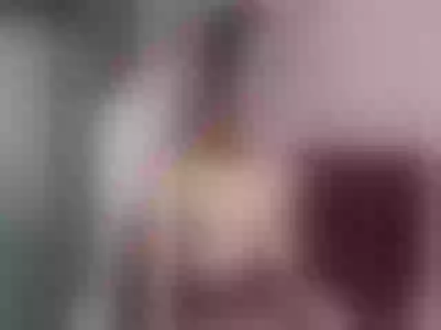 Live sex webcam photo for Sun_kissed1 #255793286