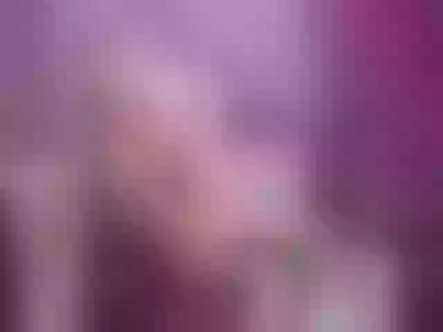 Live sex webcam photo for MommyWetBush #252494044