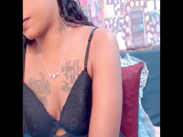 Live sex webcam photo for Indiansugar4u #263648724