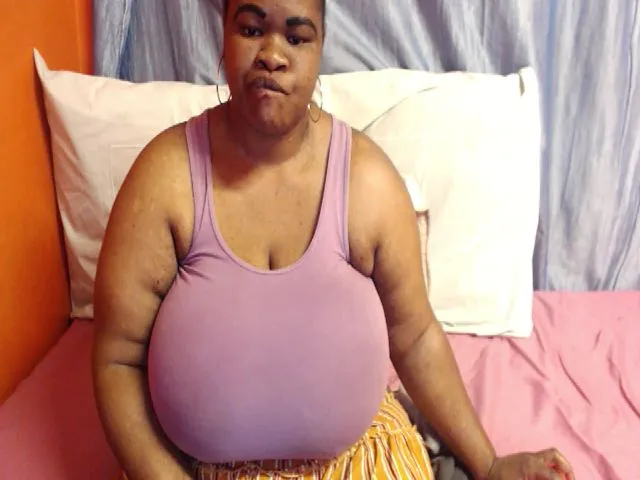 Live sex webcam photo for Sweetnozie #259285647
