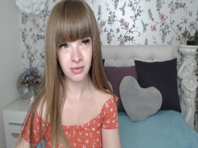 Live sex webcam photo for Ssexy_Kitty #253394630