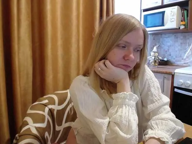 Live sex webcam photo for Fortuna3106 #241001970