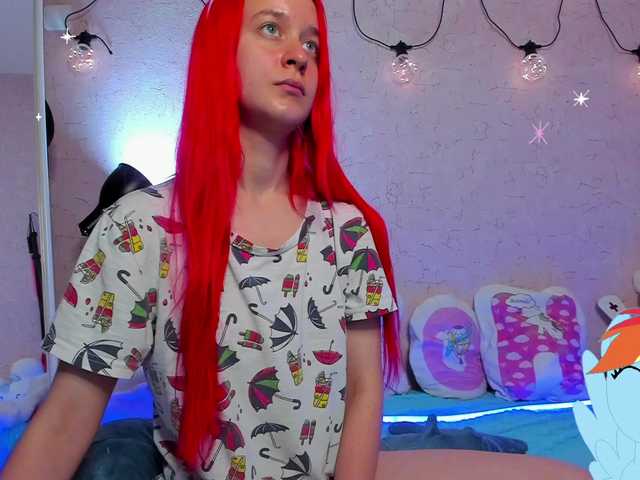 Live sex webcam photo for KiraLiLime #287989955