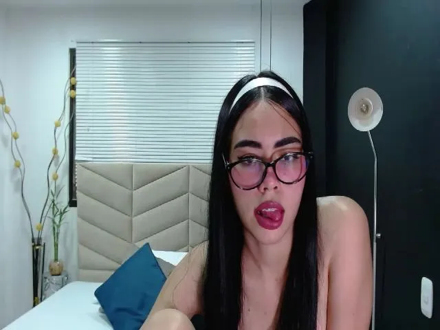 Live sex webcam photo for ShenLong3 #252632794