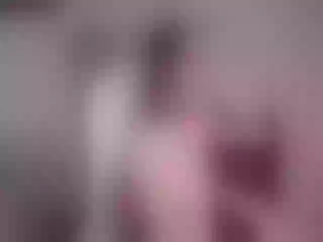 Live sex webcam photo for Sun_kissed1 #252453770