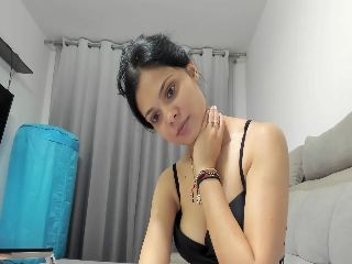 Live sex webcam photo for Sweet__Alexa #251950639