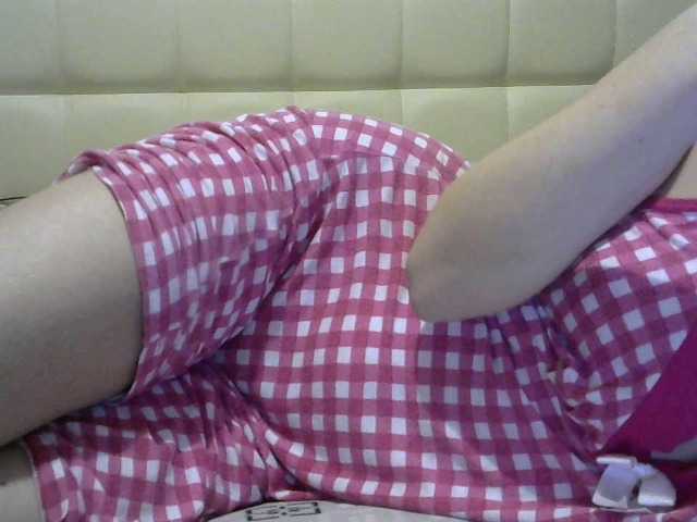 Live sex webcam photo for Saraoff82 #241365155