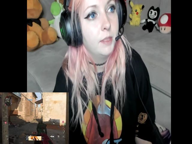 Live sex webcam photo for PrincessBluu #253591825