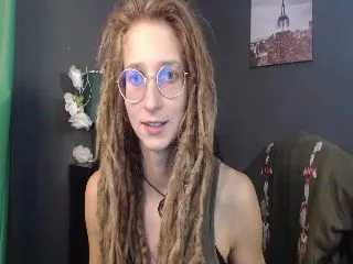 Live sex webcam photo for KINKYkeira #251801482