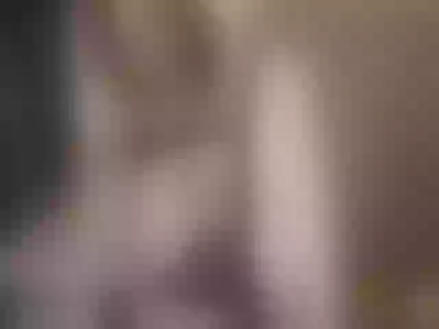 Live sex webcam photo for JannieJoo #253671411