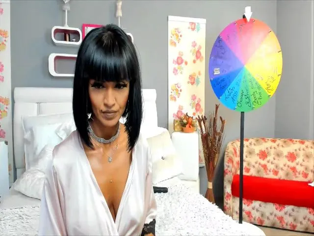 Live sex webcam photo for LissaJo #254093736