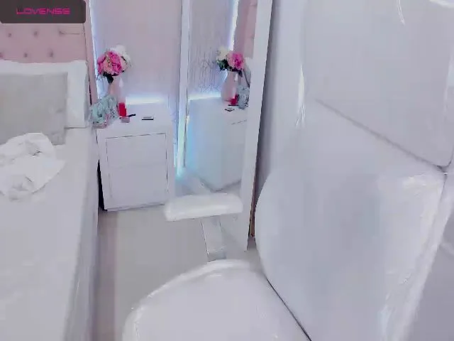 Live sex webcam photo for Eva_adamss #258833435