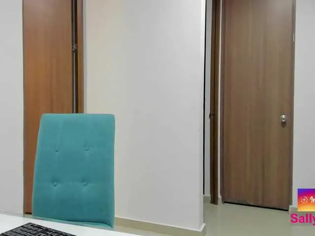 Live sex webcam photo for YourSally #250204776