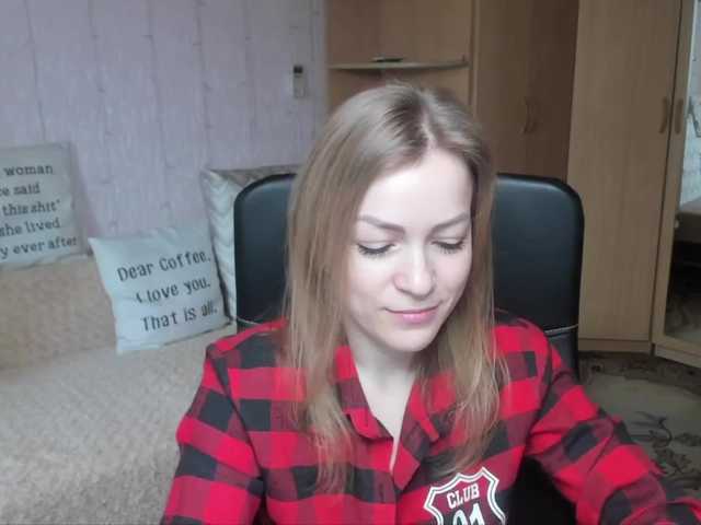 Live sex webcam photo for CherishSia #241031394