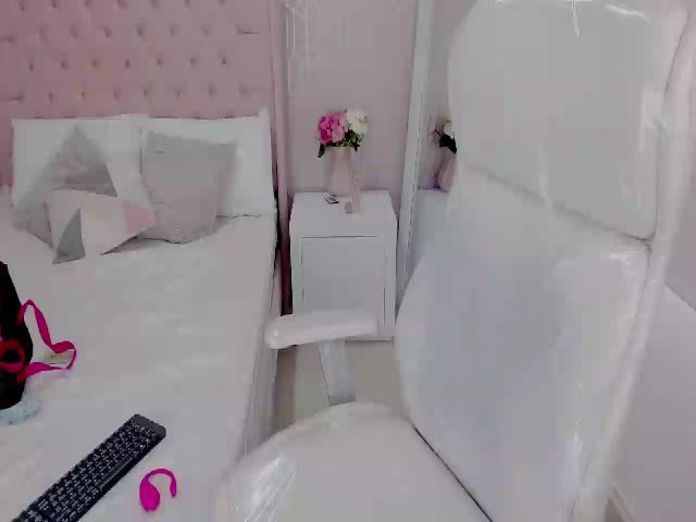 Live sex webcam photo for Eva_adamss #253924202