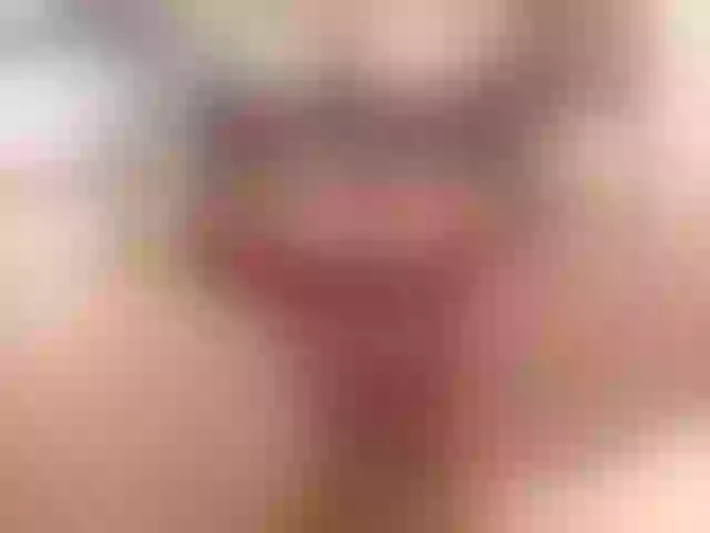 Live sex webcam photo for shantallwolf #241155757
