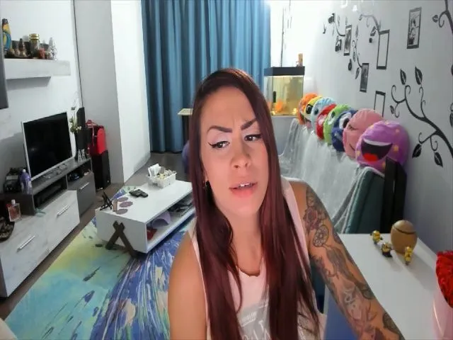 Live sex webcam photo for OneLife_ #258364746