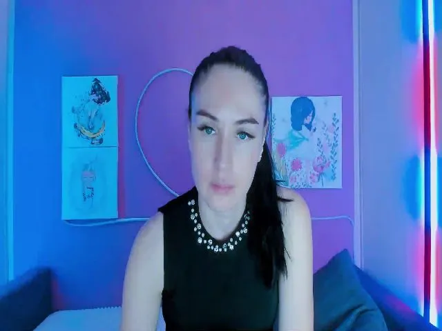 Live sex webcam photo for Lilly_Shine #262922169